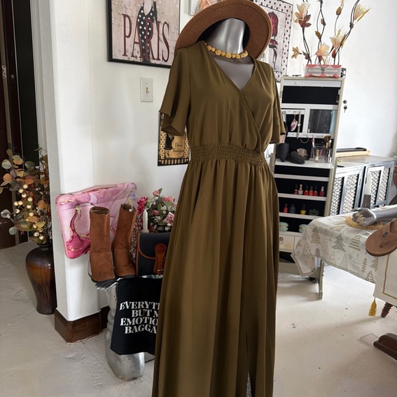 Olive V-Neck Smocked-Waist Maxi Dress - Picture 2 of 10